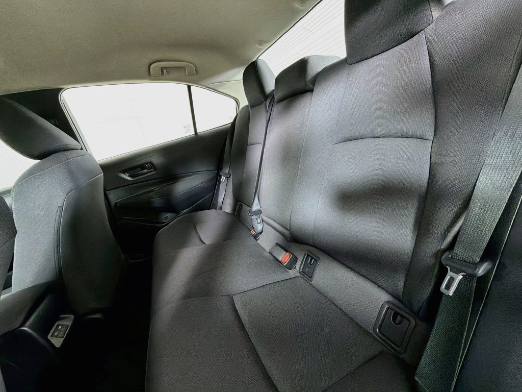 Used 2024 Toyota Corolla LE FWD image 18