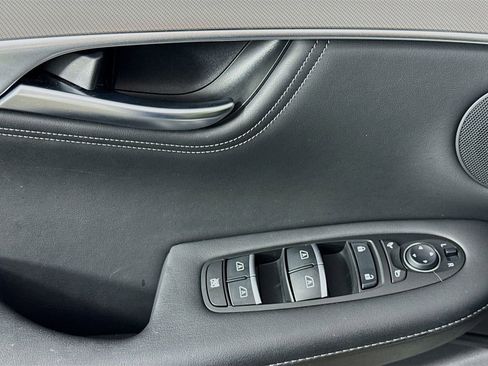 Used 2023 INFINITI QX55 Luxe w/ Cargo Package image 21