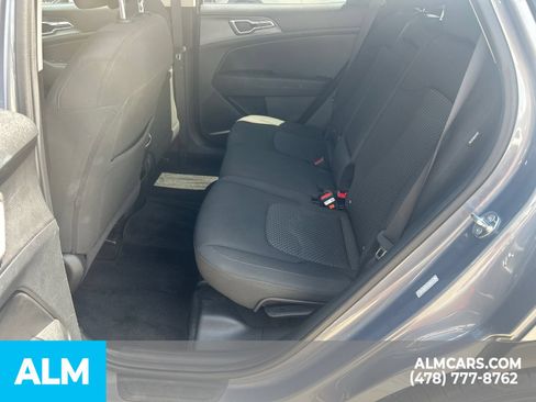 Used 2025 Kia Sportage LX FWD image 23