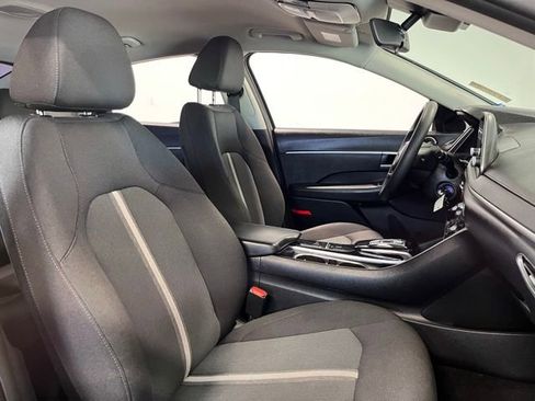 Used 2021 Hyundai Sonata SE w/ Cargo Package image 10