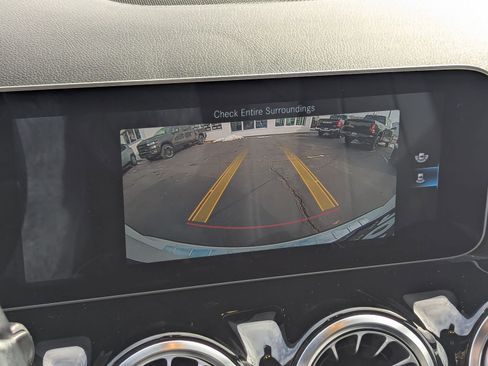 Used 2021 Mercedes-Benz GLA 250 4MATIC image 18