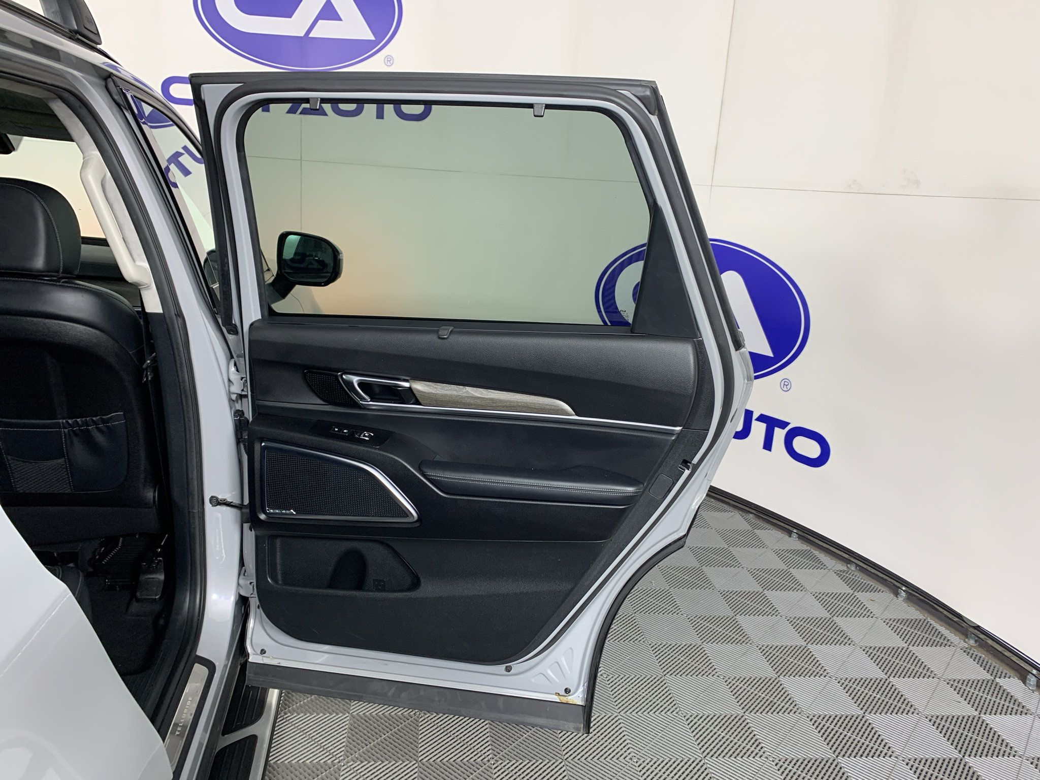 Used 2022 Kia Telluride SX w/ SX Prestige Package AWD/4WD image 34