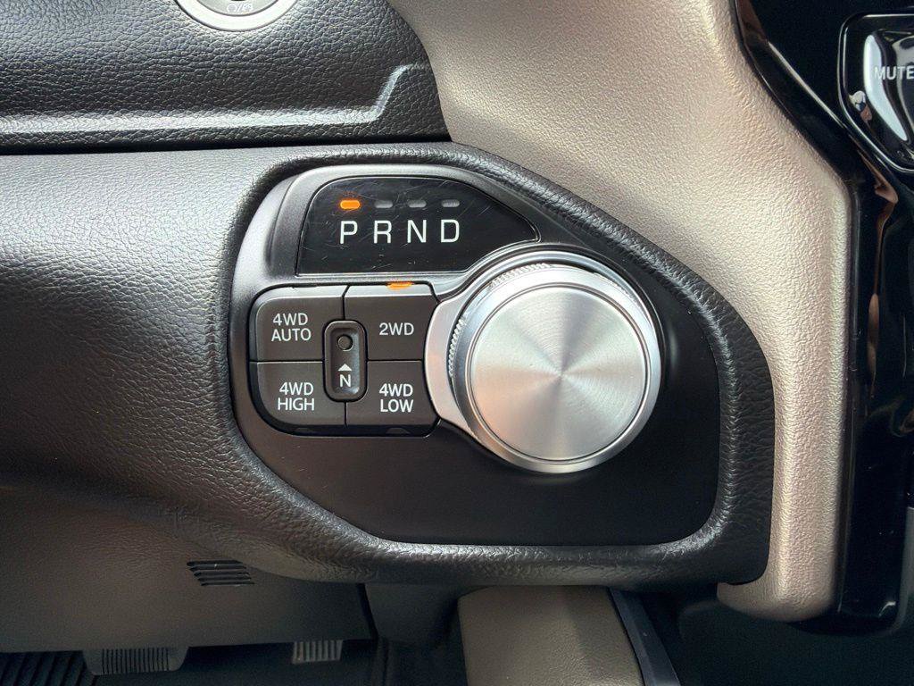 Used 2021 RAM 1500 Laramie AWD/4WD image 48