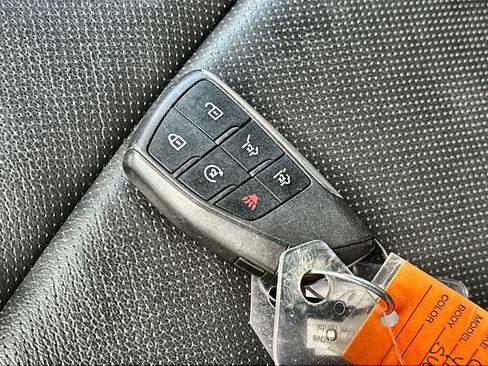 Used 2024 GMC Yukon SLT image 26