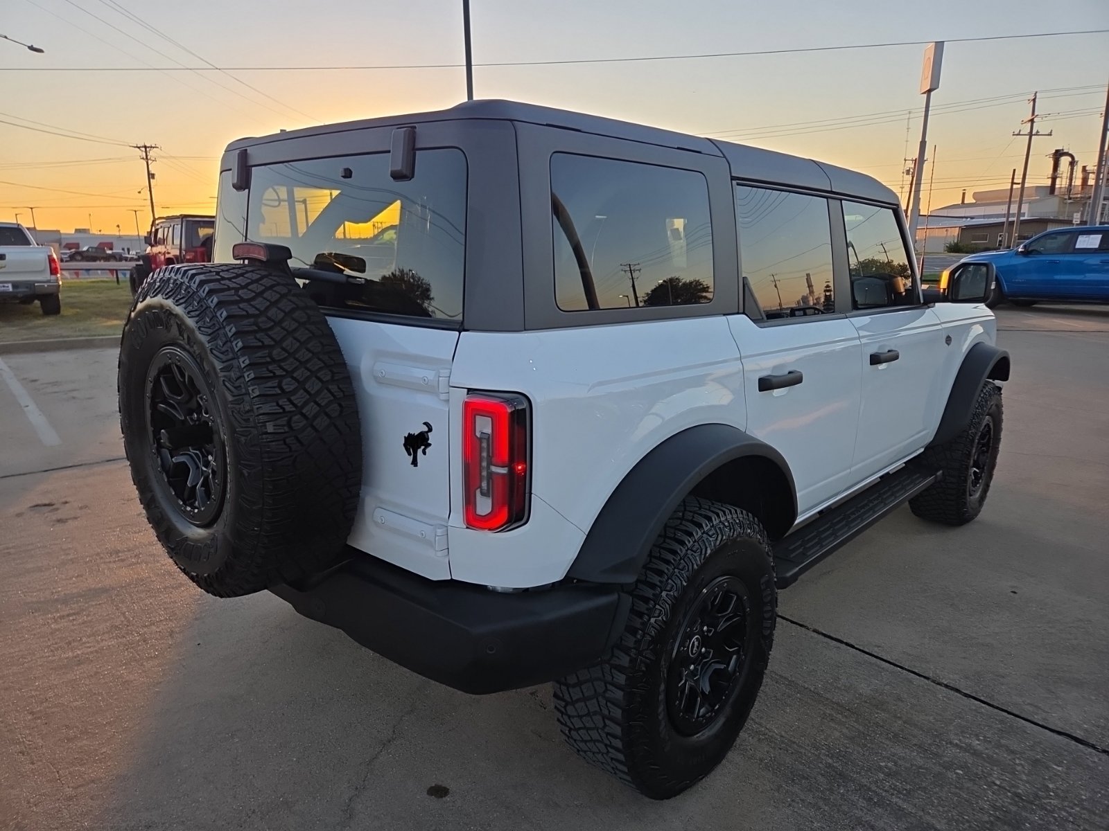 Used 2024 Ford Bronco Wildtrak AWD/4WD image 5