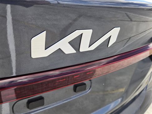 Used 2022 Kia Forte LXS image 15