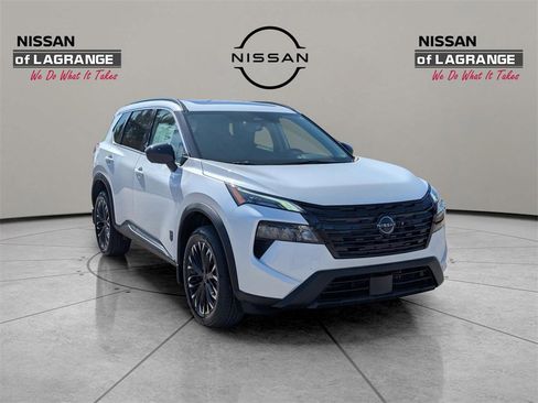 New 2026 Nissan Rogue SV image 3