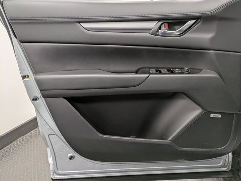 Used 2018 MAZDA CX-5 Touring w/ Preferred Equipment Package image 8