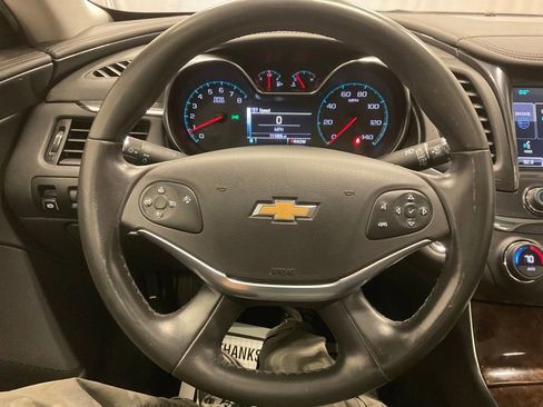 Used 2014 Chevrolet Impala LTZ FWD image 13
