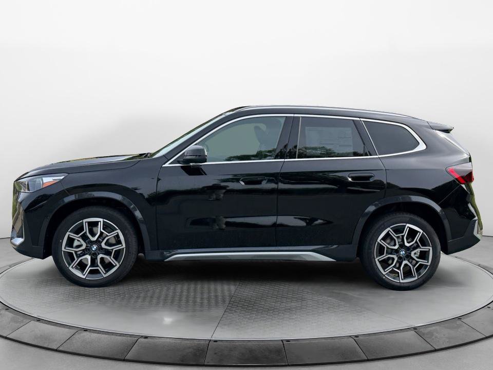 New 2027 BMW X1 xDrive28i w/ Technology Package AWD/4WD image 4