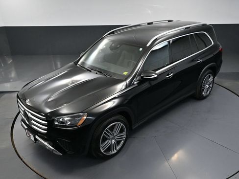 Used 2026 Mercedes-Benz GLS 450 4MATIC image 59