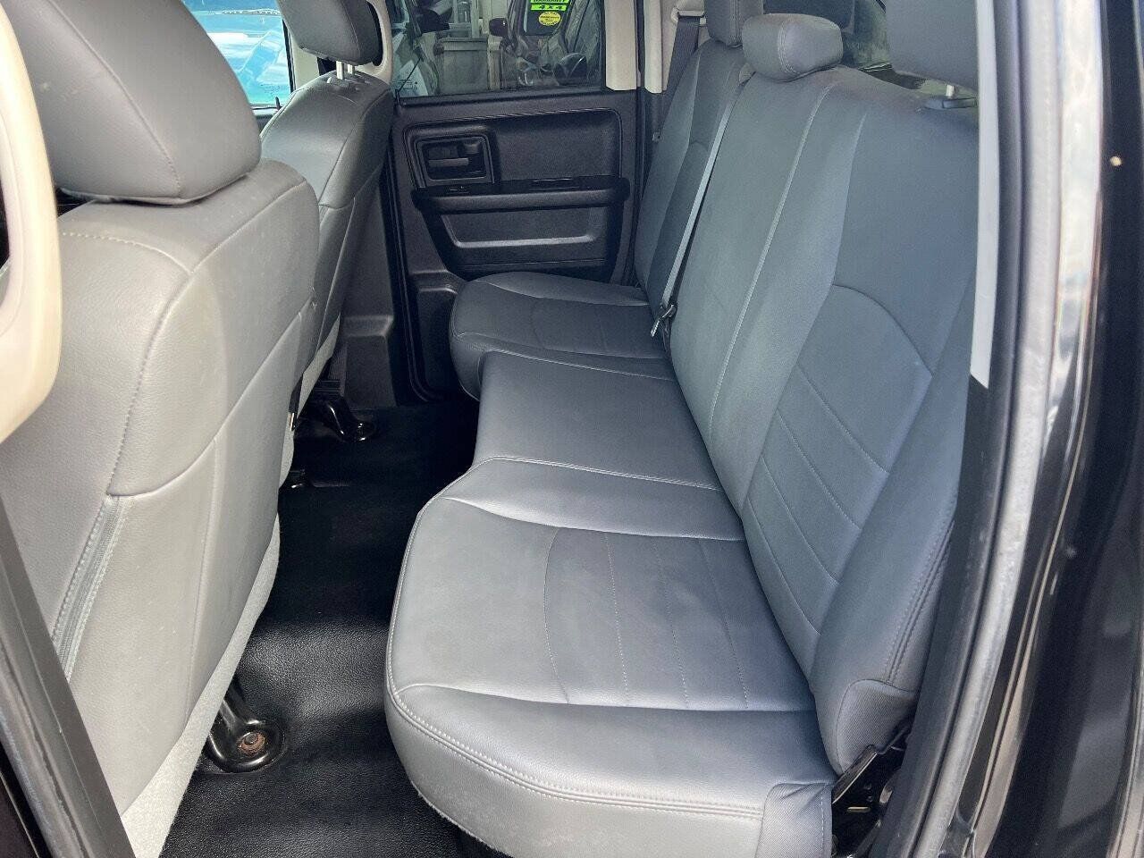 Used 2015 RAM 1500 Tradesman RWD image 16