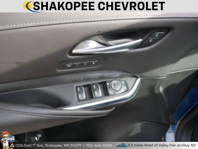 Used 2024 Cadillac XT4 Premium Luxury AWD/4WD image 9