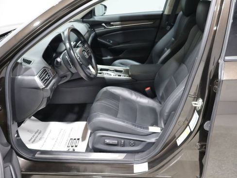 Used 2018 Honda Accord EX-L image 10