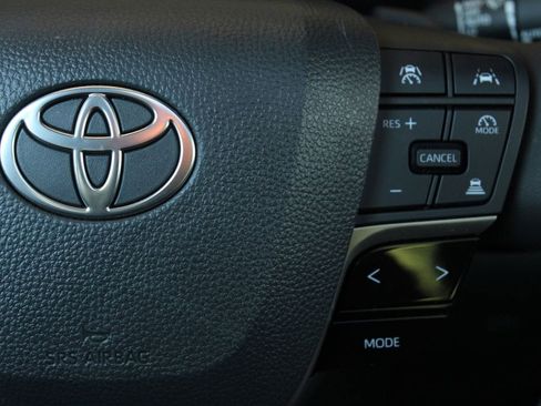Used 2026 Toyota Camry XSE w/ Premium Package FWD image 33