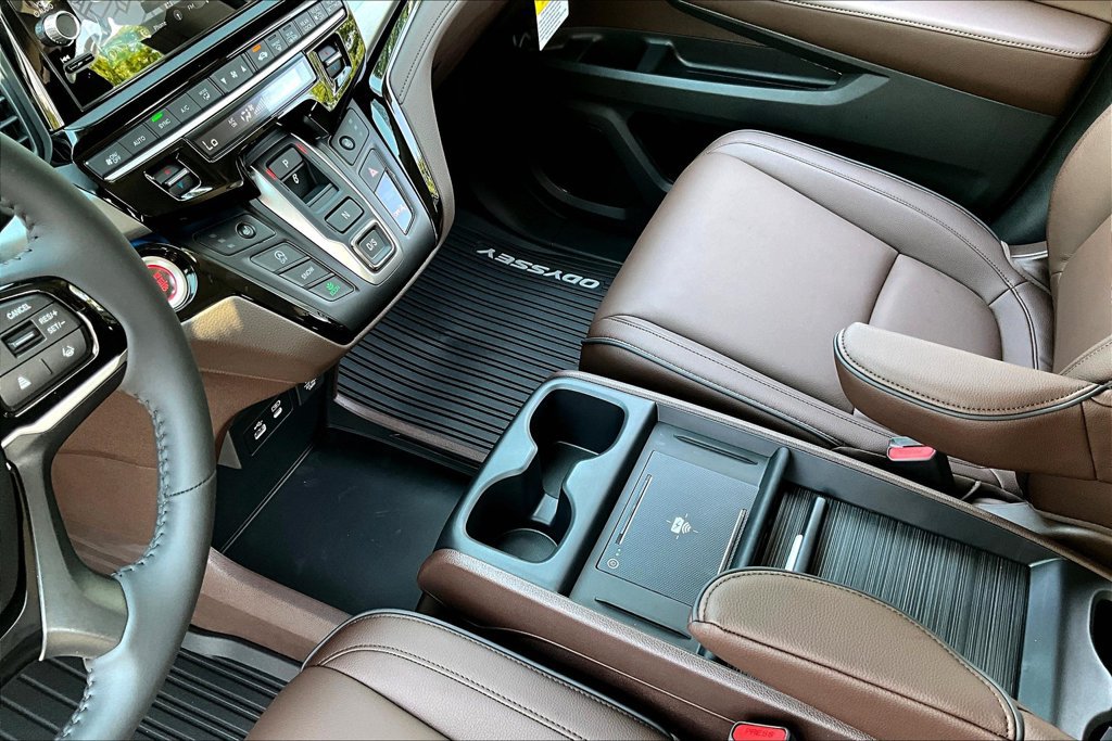 New 2027 Honda Odyssey Touring image 10