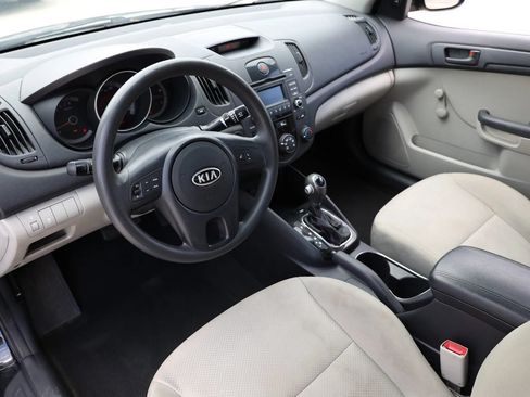 Used 2012 Kia Forte LX FWD image 17