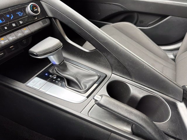 Used 2024 Hyundai Elantra SEL FWD image 32