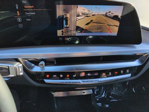 New 2025 Cadillac Lyriq Luxury image 20