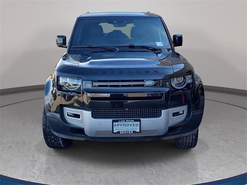 Used 2025 Land Rover Defender 110 S image 3