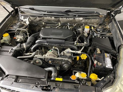 Used 2011 Subaru Legacy 2.5i Premium w/ All-Weather Pkg image 29