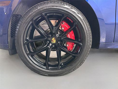 Certified 2023 Porsche Macan GTS AWD/4WD image 11