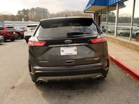 Used 2020 Ford Edge Titanium w/ Equipment Group 301A image 5