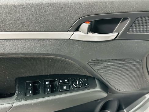 Used 2019 Hyundai Elantra SEL w/ Cargo Package image 21