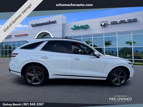 Used 2025 Genesis GV70 2.5T w/ Sport Prestige Package AWD/4WD image 8