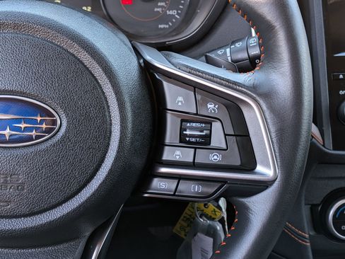 Used 2023 Subaru Crosstrek 2.0i Premium image 16