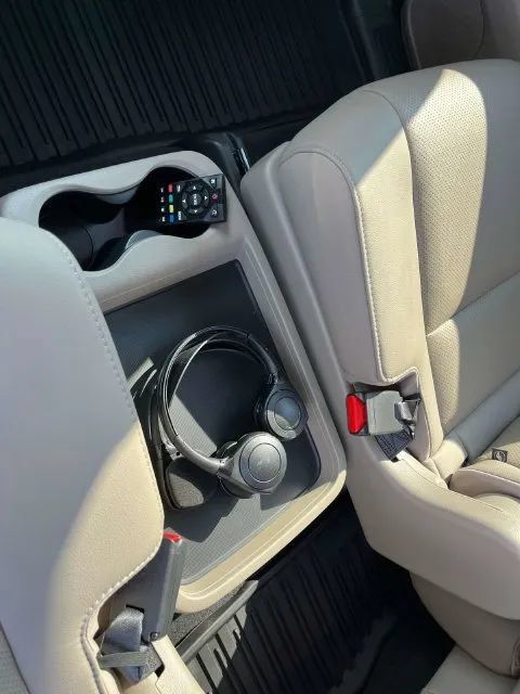 Used 2022 Honda Pilot Elite image 21