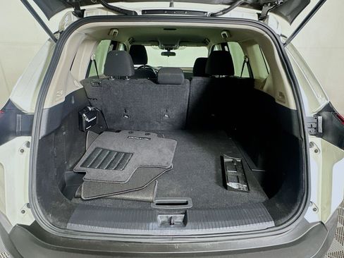 Used 2023 Nissan Rogue S image 27