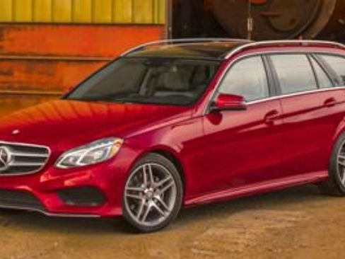 Used 2016 Mercedes-Benz E 350 4MATIC Wagon image 1