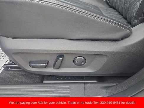 Used 2025 Nissan Rogue Platinum w/ Platinum Premium Package AWD/4WD image 10