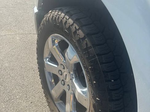 Used 2022 Ford F150 Lariat AWD/4WD image 13
