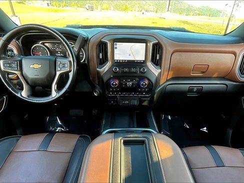 Used 2022 Chevrolet Silverado 3500 High Country w/ Safety Package II image 16