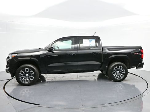 Used 2023 Chevrolet Colorado Z71 w/ Z71 Convenience Package 2 image 4