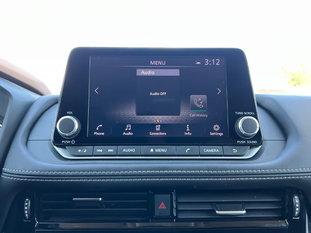 Used 2022 Nissan Rogue SV FWD image 8