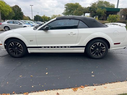 Used 2006 Ford Mustang GT Premium image 13