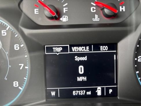 Used 2020 Chevrolet Equinox LS w/ LPO, Cargo Package AWD/4WD image 22