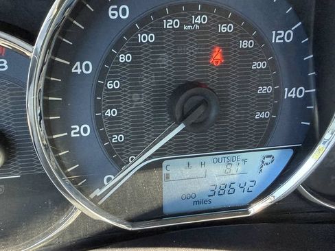 Used 2015 Toyota Corolla LE w/ Body Protection Package #1 FWD image 4