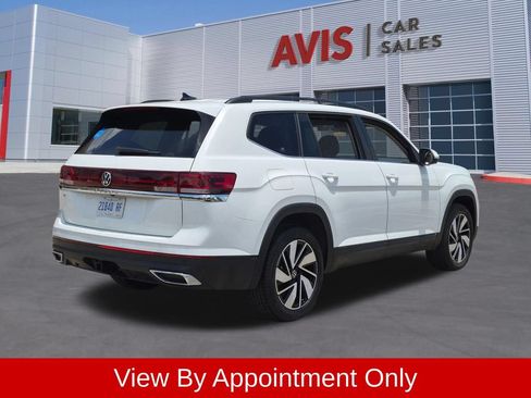 Used 2025 Volkswagen Atlas SE FWD image 6