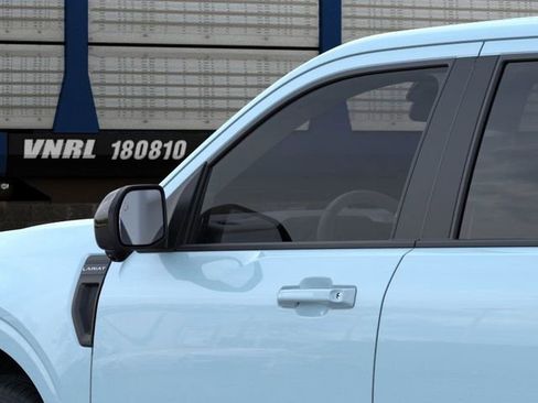 New 2026 Ford Maverick Lariat image 21