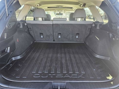 Used 2019 Subaru Outback 2.5i Limited image 32