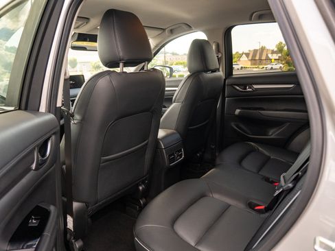Used 2025 MAZDA CX-5 AWD 2.5 S w/ Select Package image 13