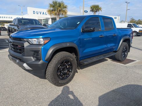 Used 2024 Chevrolet Colorado Trail Boss image 8
