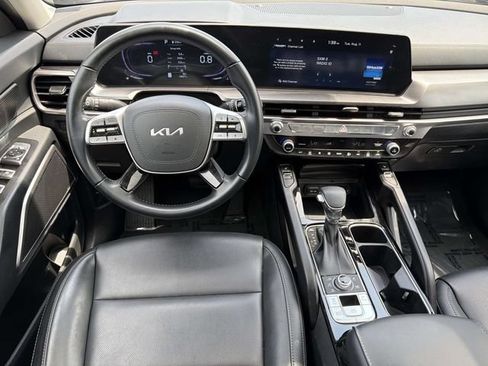 Used 2025 Kia Telluride S AWD/4WD image 18