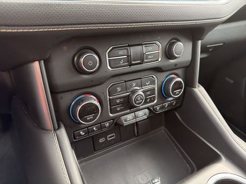 Used 2023 Chevrolet Tahoe Premier w/ Advanced Technology Package image 38