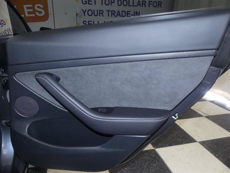 Used 2023 Tesla Model 3 Standard Range RWD image 24