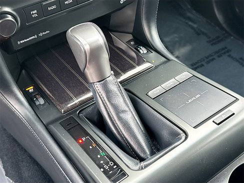 Used 2023 Lexus GX 460 Premium image 15